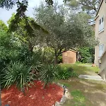 Appt 83m2 Rez De Jardin Dans Parc Prive Balcon Vue شقة Saint-Raphaël