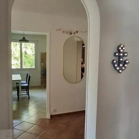 Appt 83m2 Rez De Jardin Dans Parc Prive Balcon Vue 公寓 *